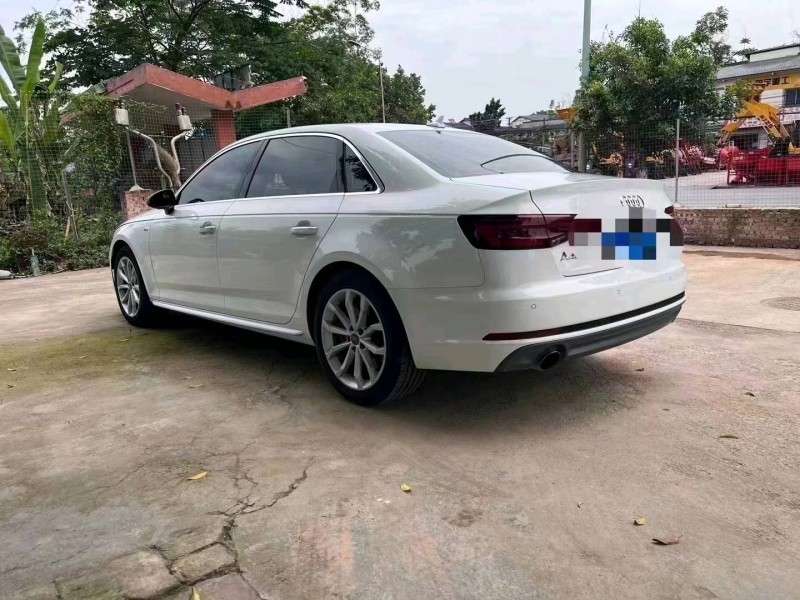 重庆17年奥迪A4L5