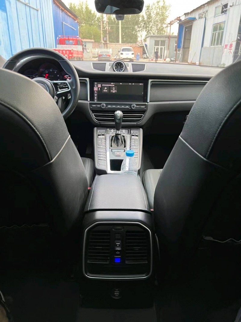 石家庄19年保时捷Macan3
