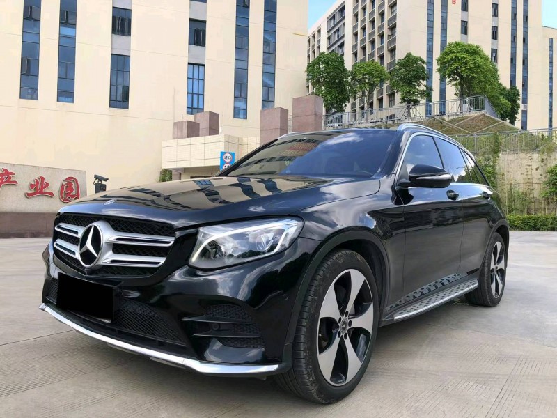 广州17年奔驰GLC3