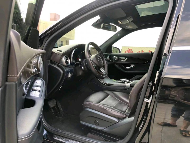 广州17年奔驰GLC6