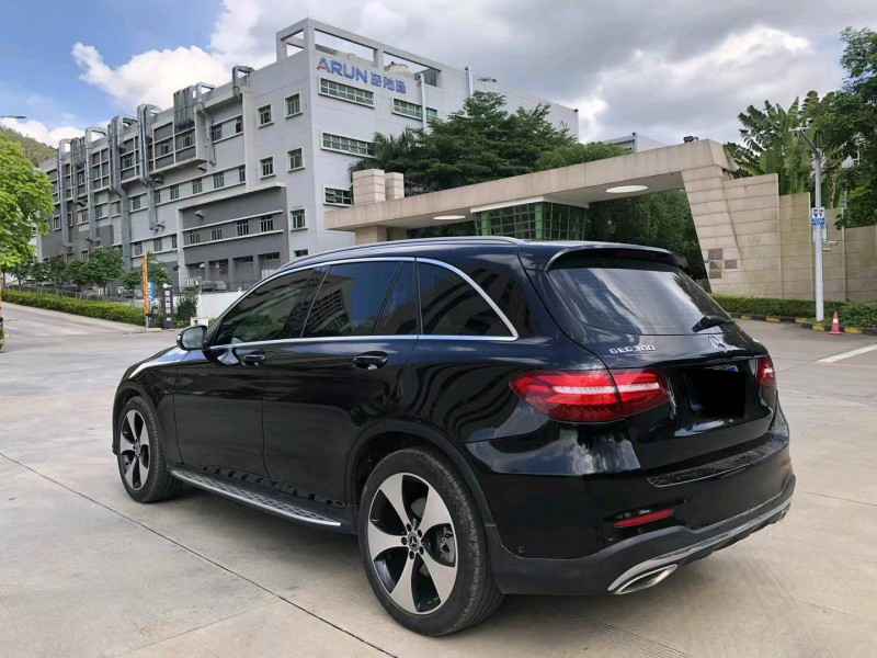 广州17年奔驰GLC8