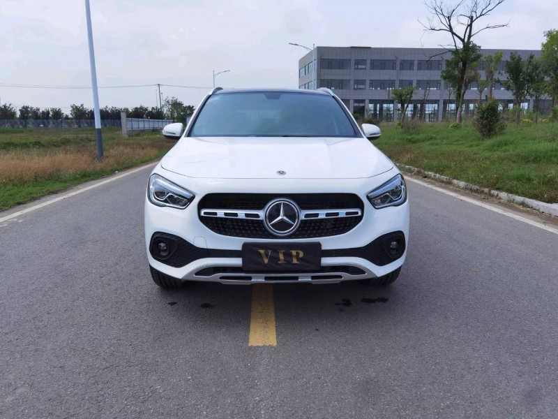 徐州21年奔驰GLA1
