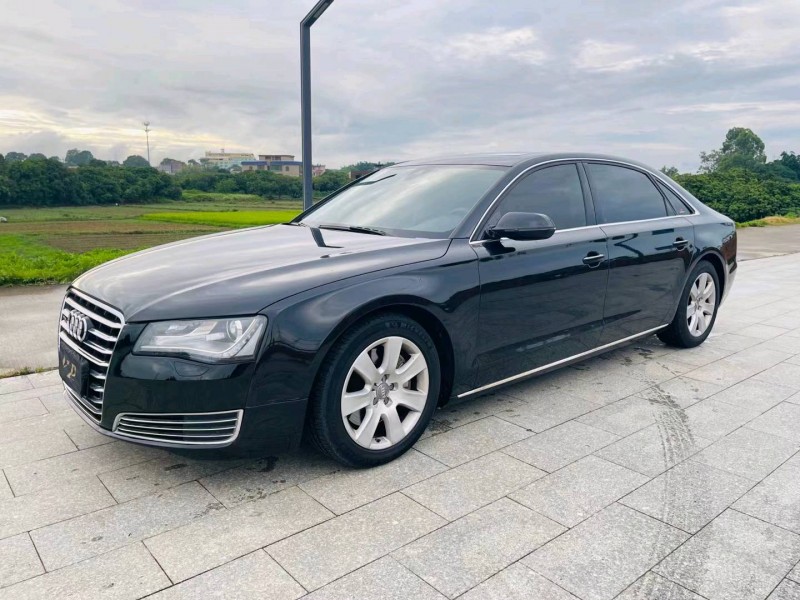 广州14年奥迪Coupe3