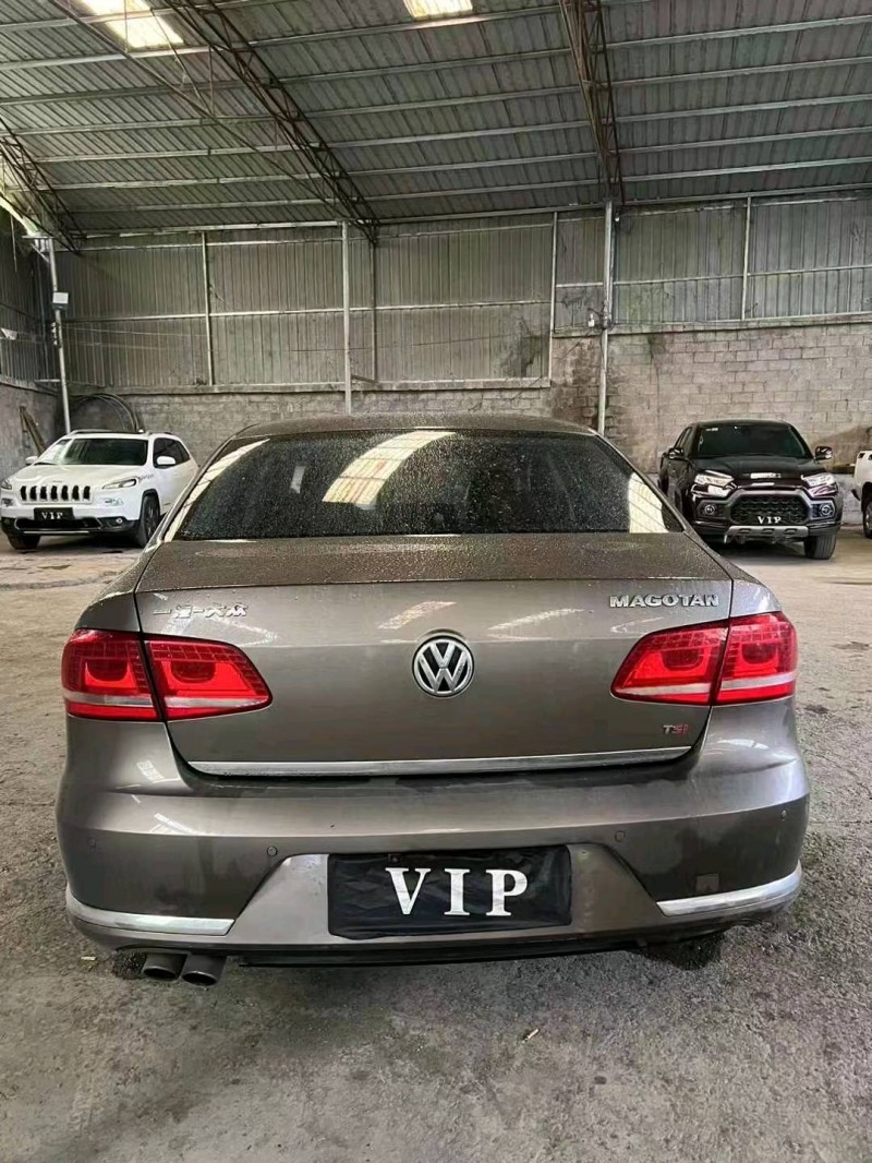 重庆15年大众迈腾6