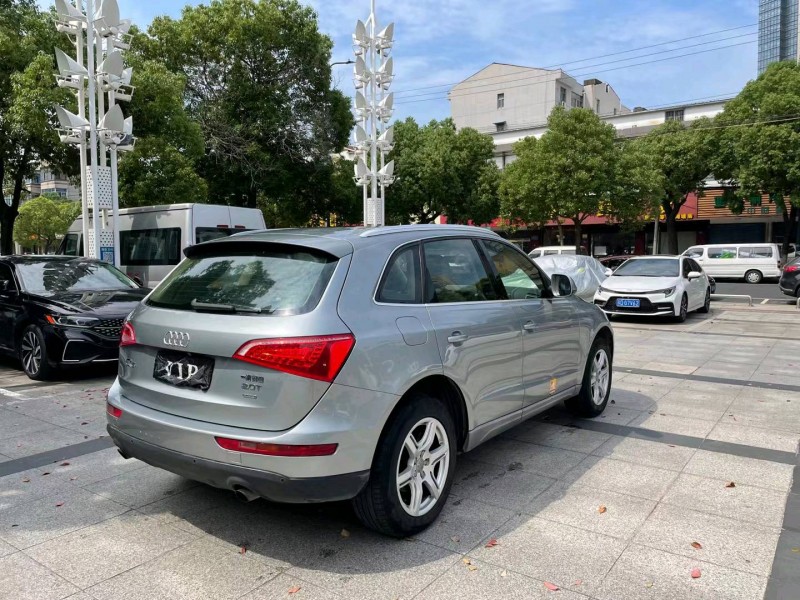 常州11年奥迪Q54