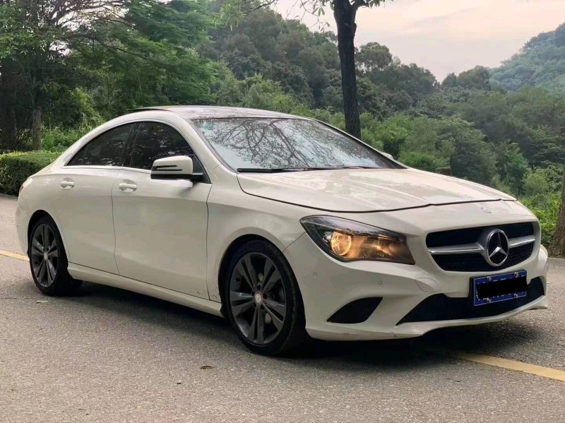 汕头16年奔驰CLA9