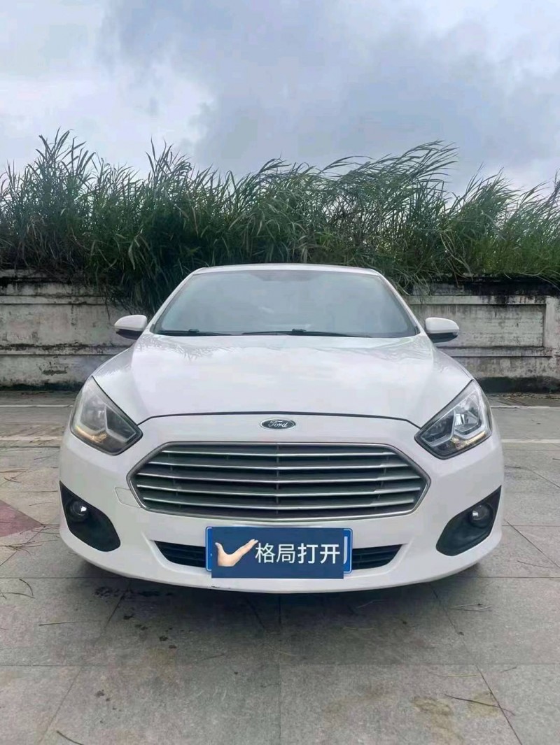 珠海17年福特福睿斯1