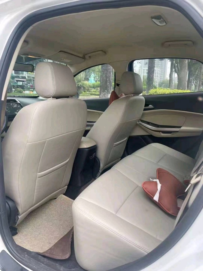 珠海17年福特福睿斯4