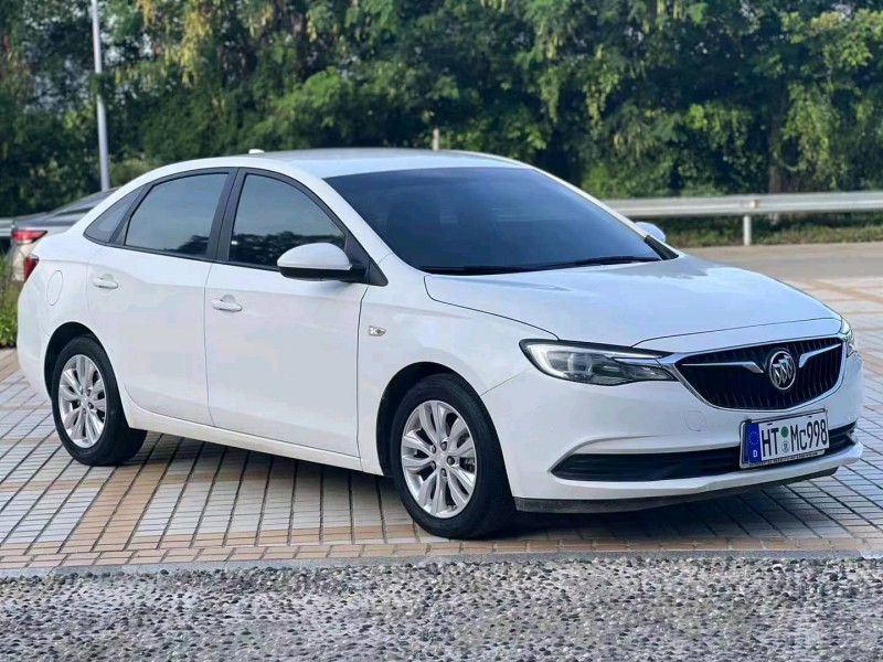 珠海21年别克英朗3