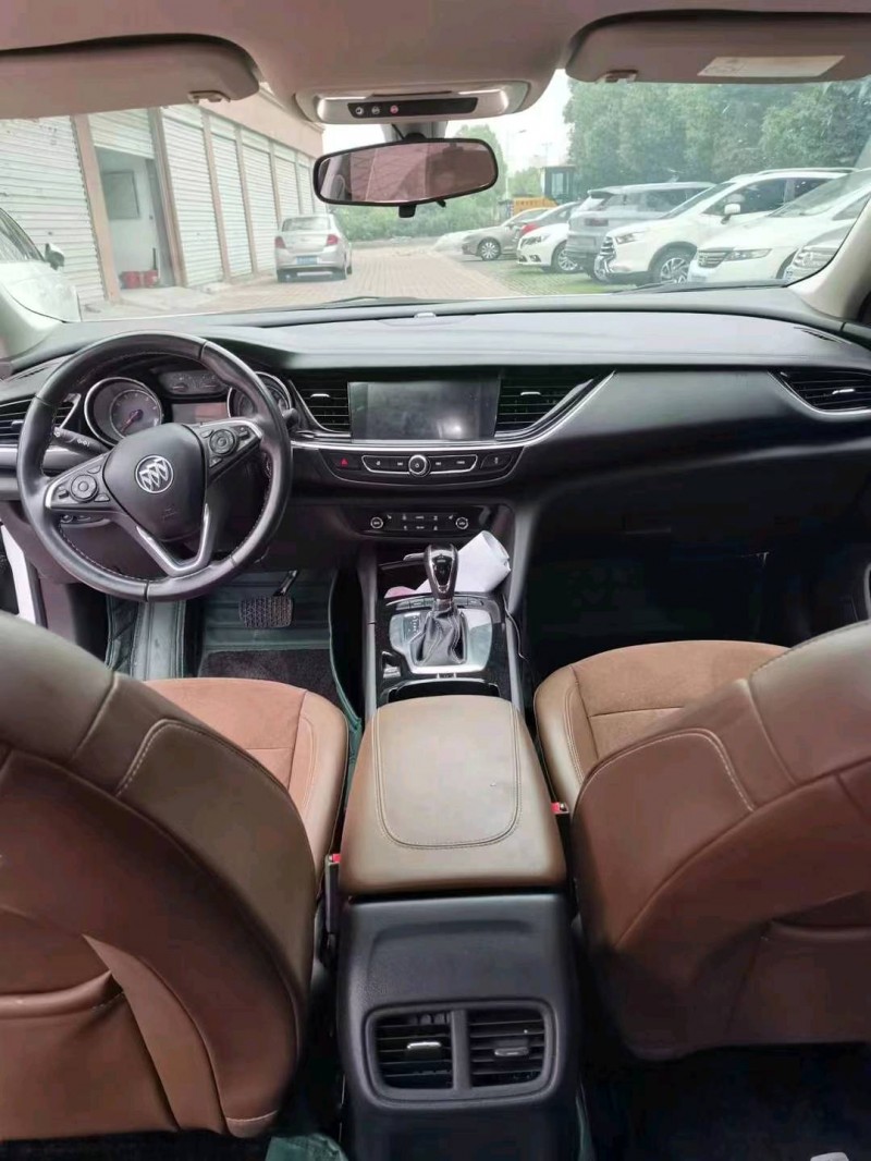 淮南19年别克君威3