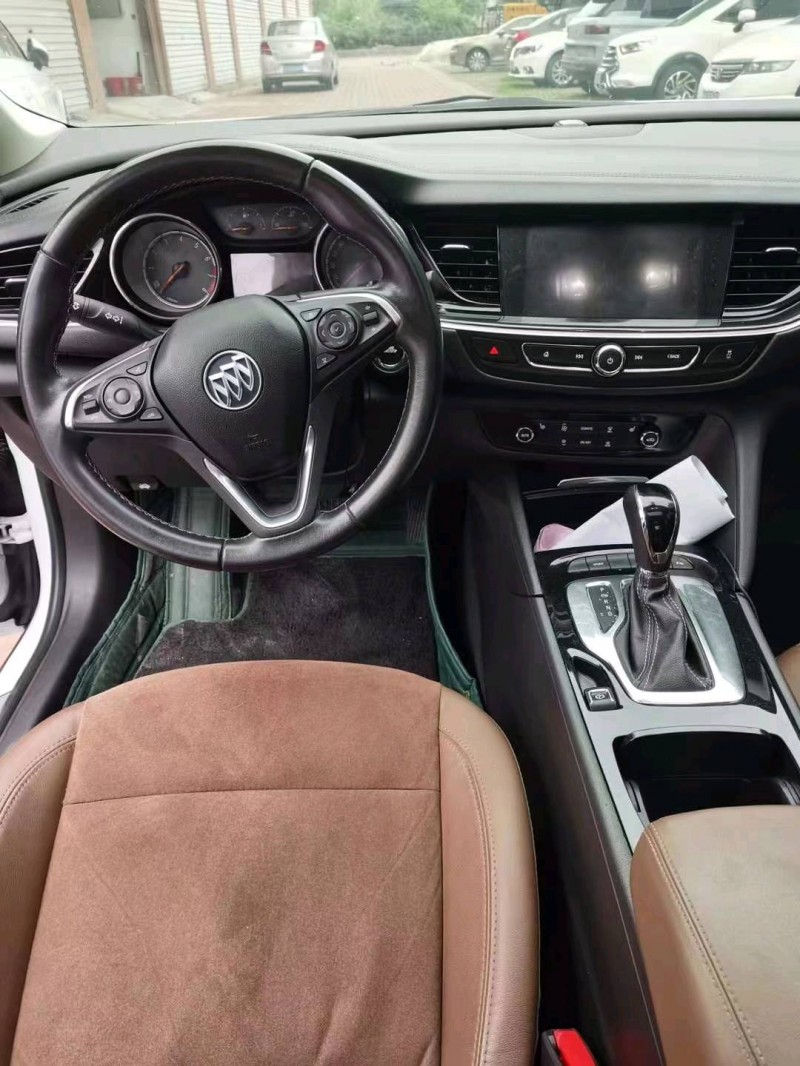 淮南19年别克君威7