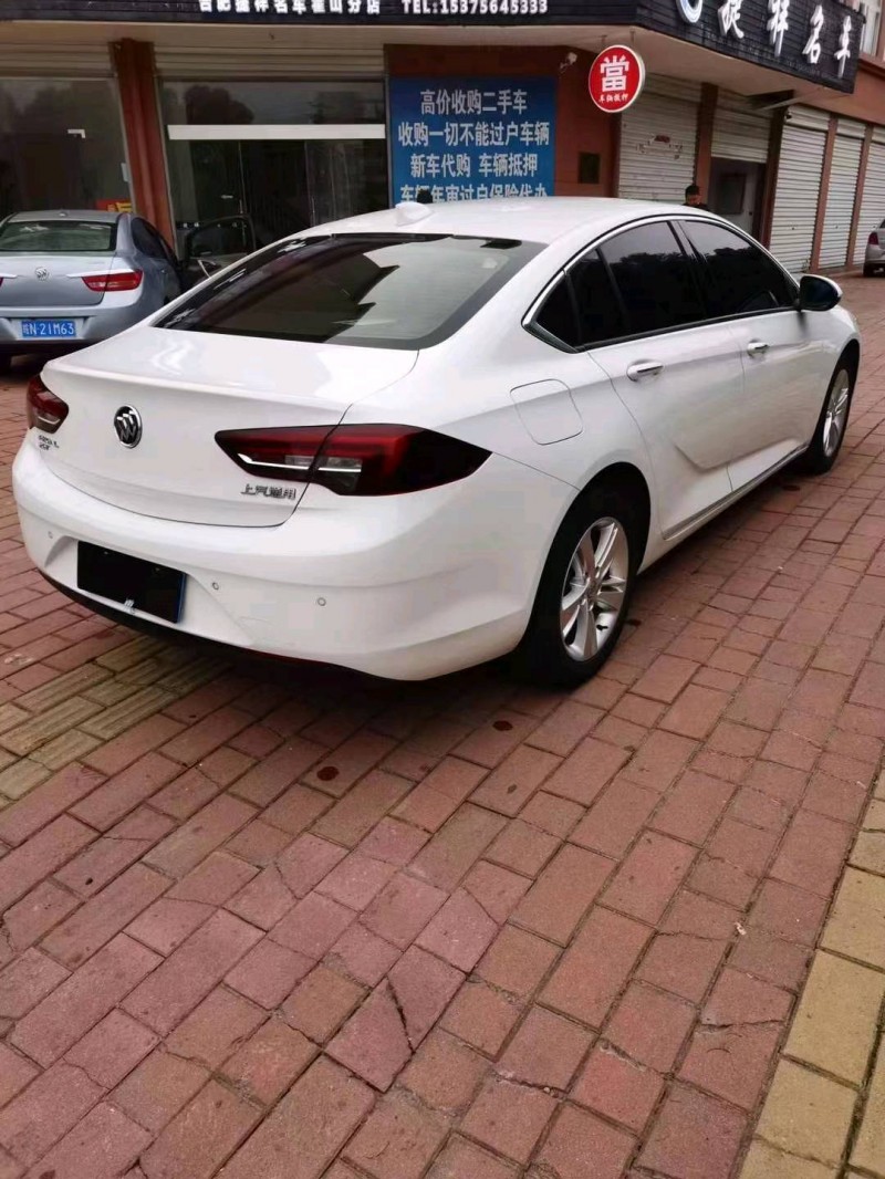 淮南19年别克君威8