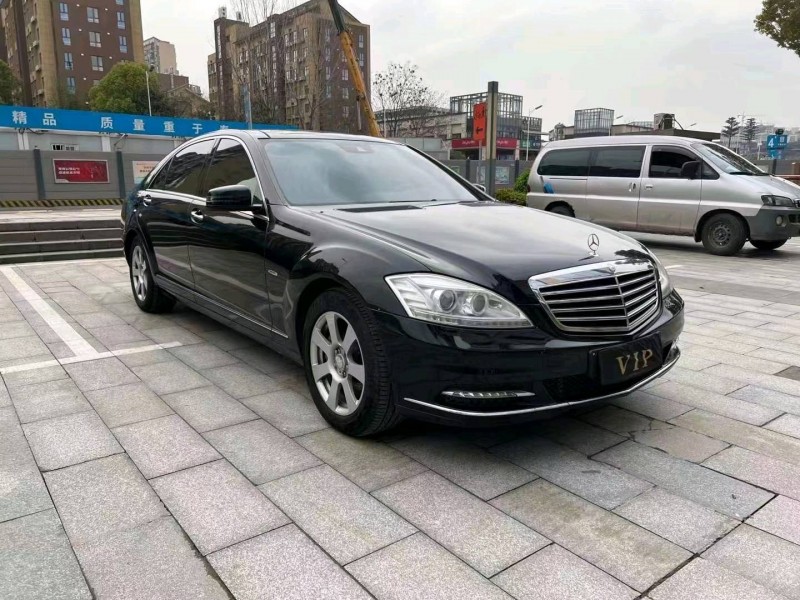 衡阳13年奔驰S6