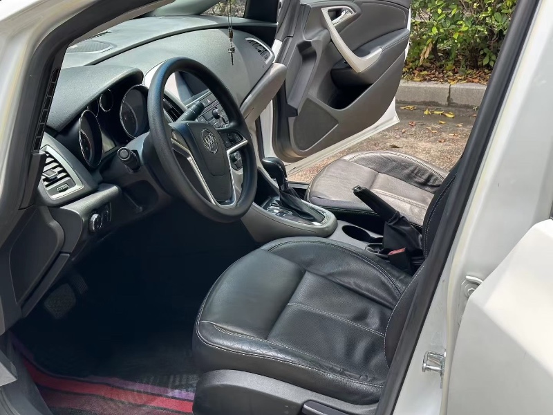 广州12年别克英朗GT4