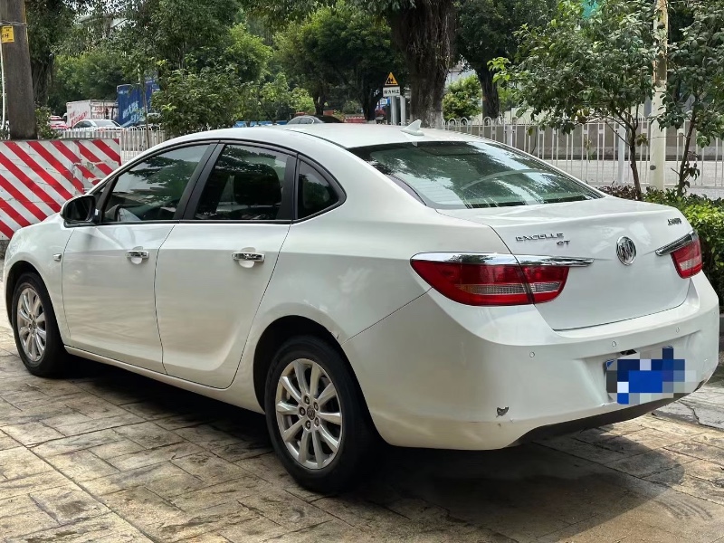 广州12年别克英朗GT9