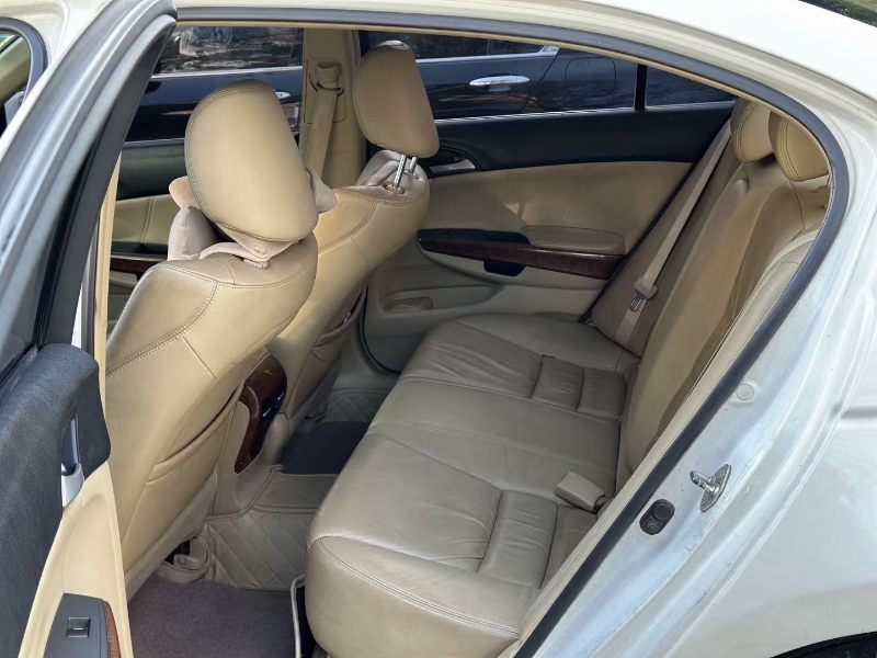 广州11年本田雅阁6