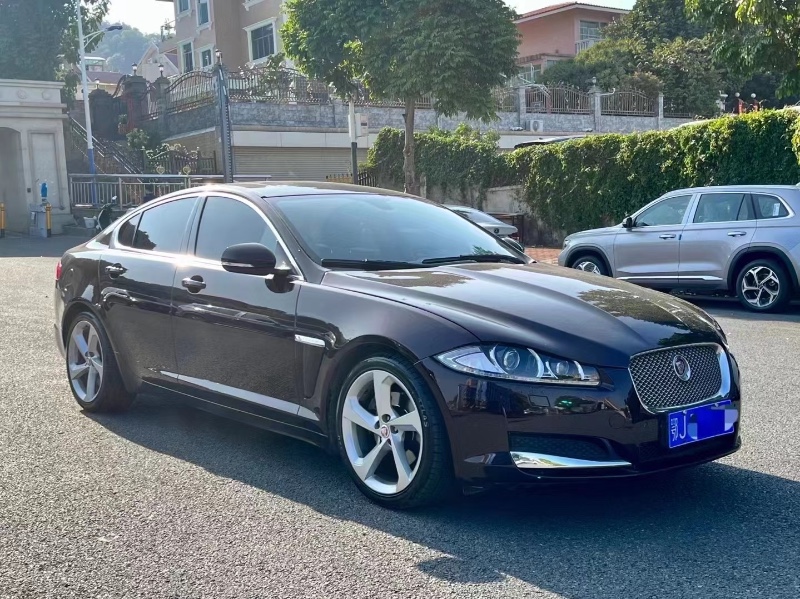 深圳15年捷豹XF3