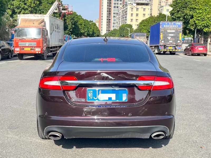 深圳15年捷豹XF9