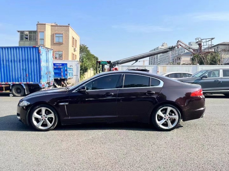 深圳15年捷豹XF8