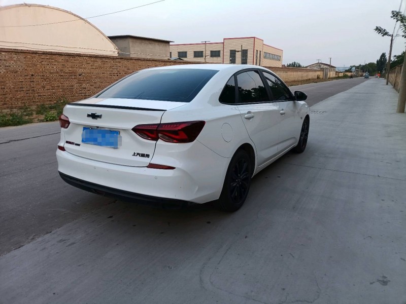 济宁21年雪佛兰科鲁泽7