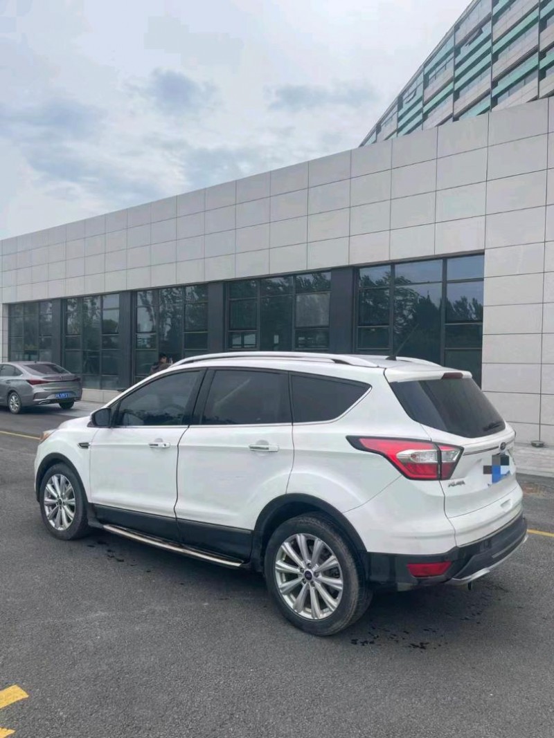 枣庄16年福特翼虎9