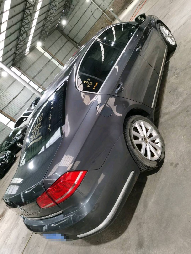 济南12年大众迈腾6