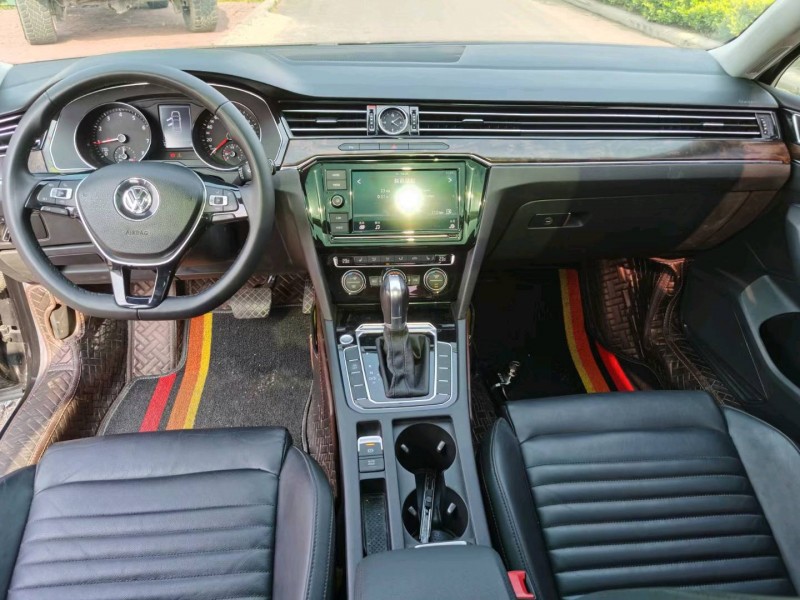 济南19年大众迈腾5