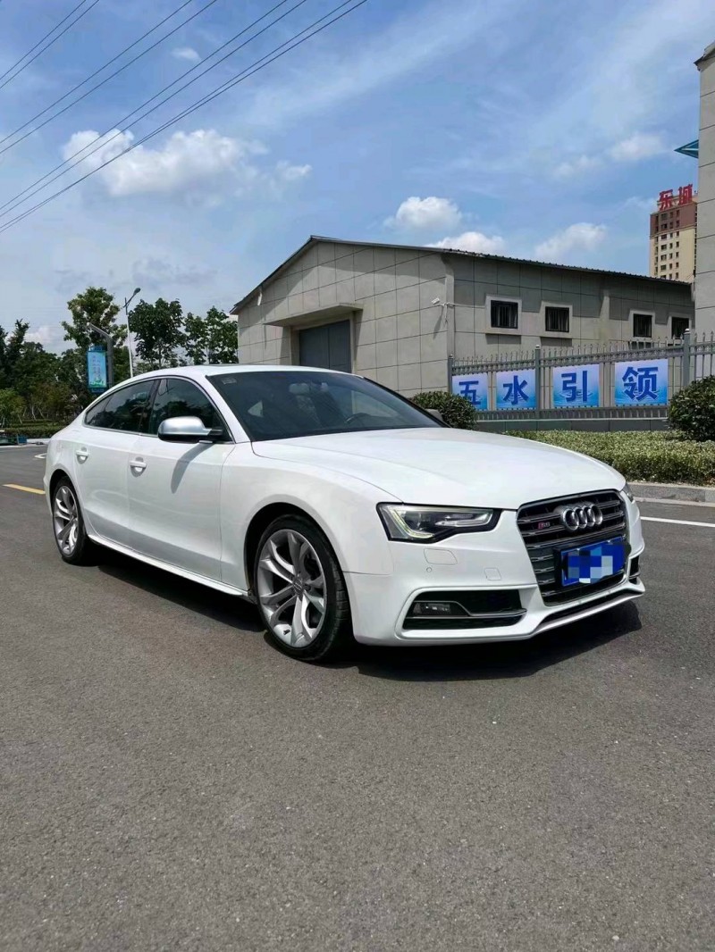 徐州17年奔驰C3