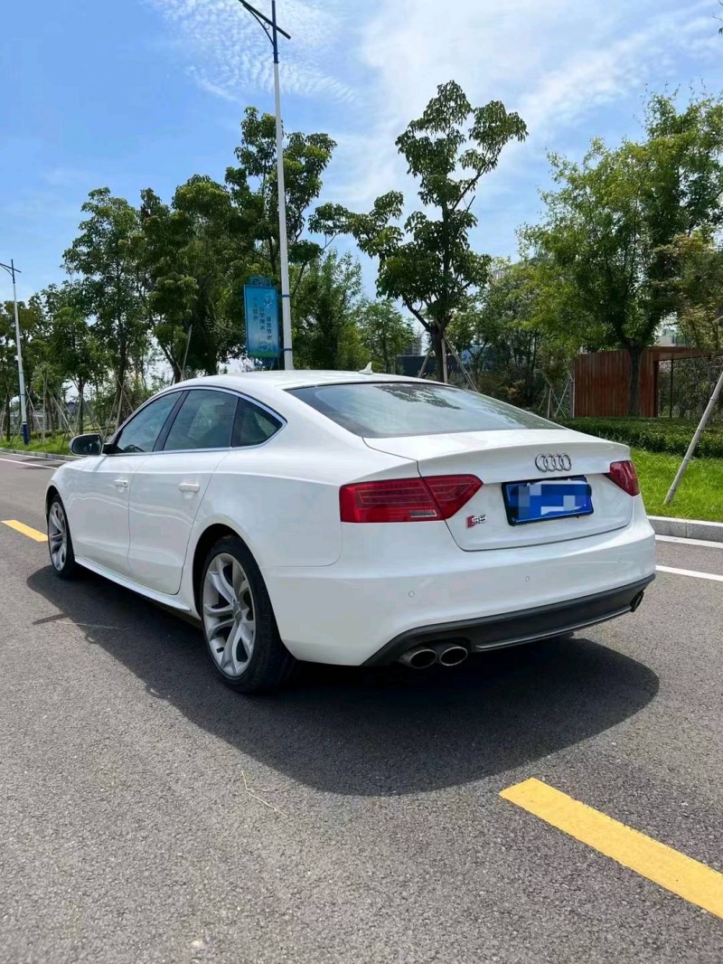 徐州17年奔驰C7