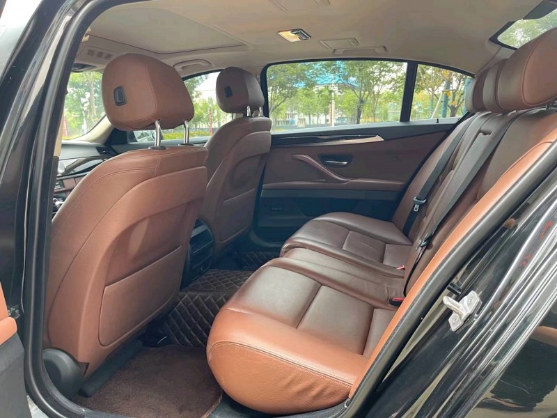 济宁15年宝马5系5