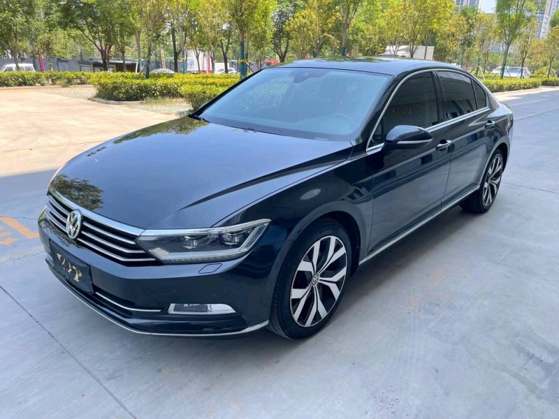 济宁19年大众迈腾2