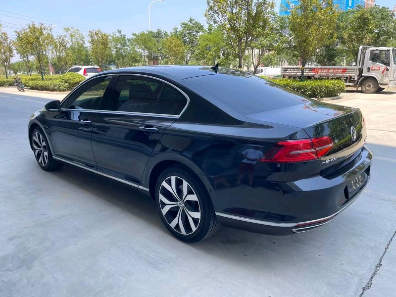 济宁19年大众迈腾7