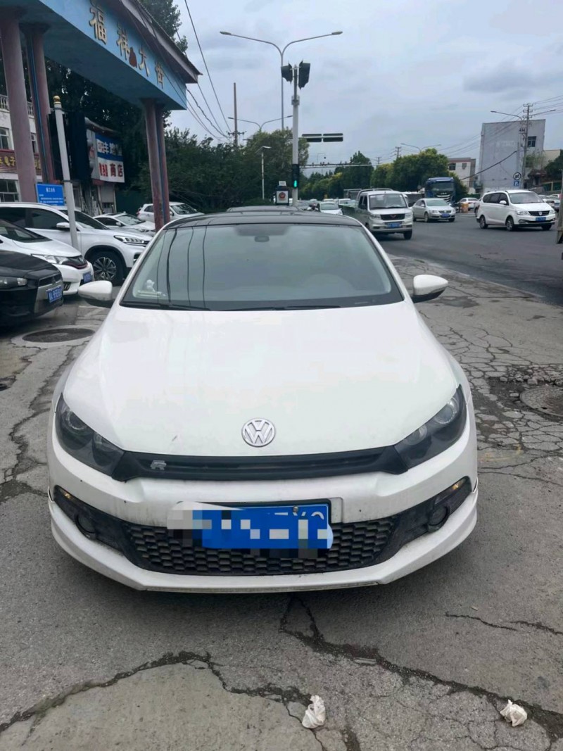 济南14年大众尚酷1