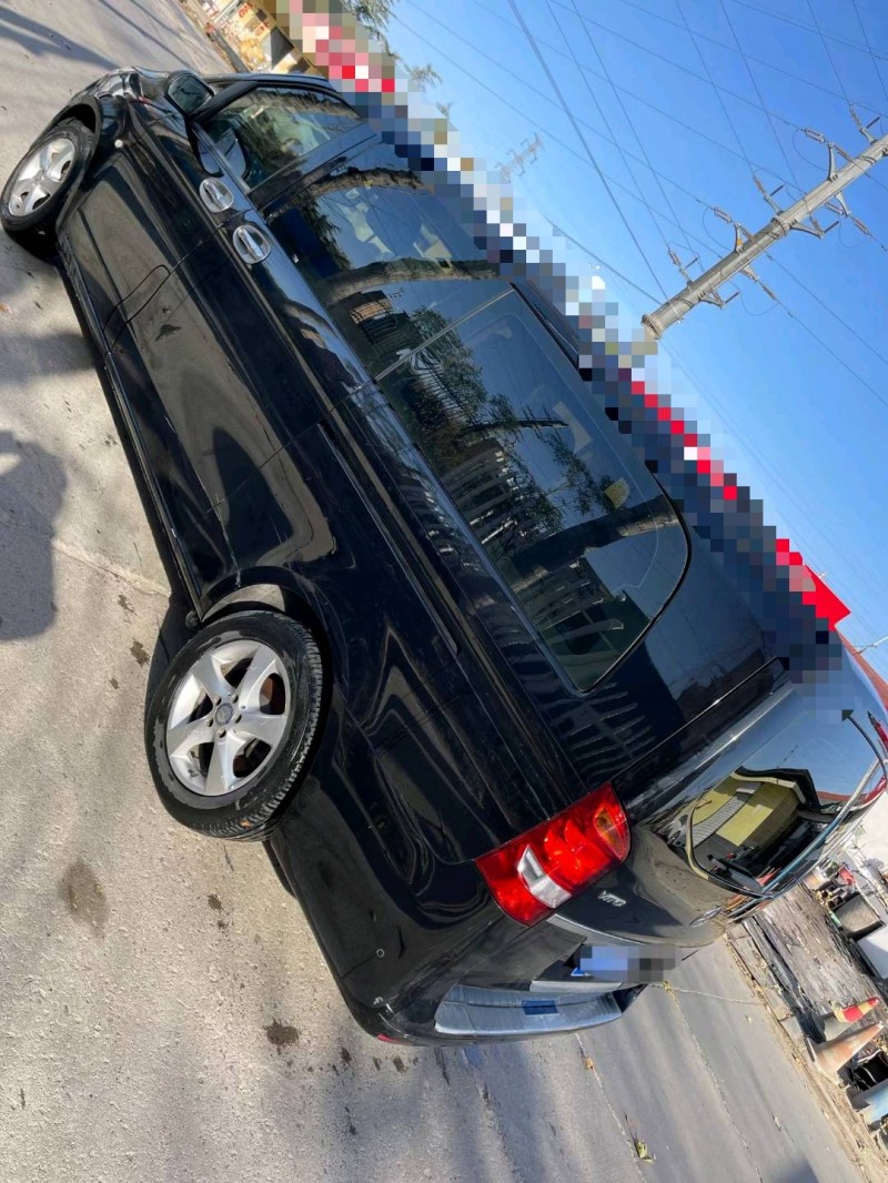 临沂17年奔驰威霆8