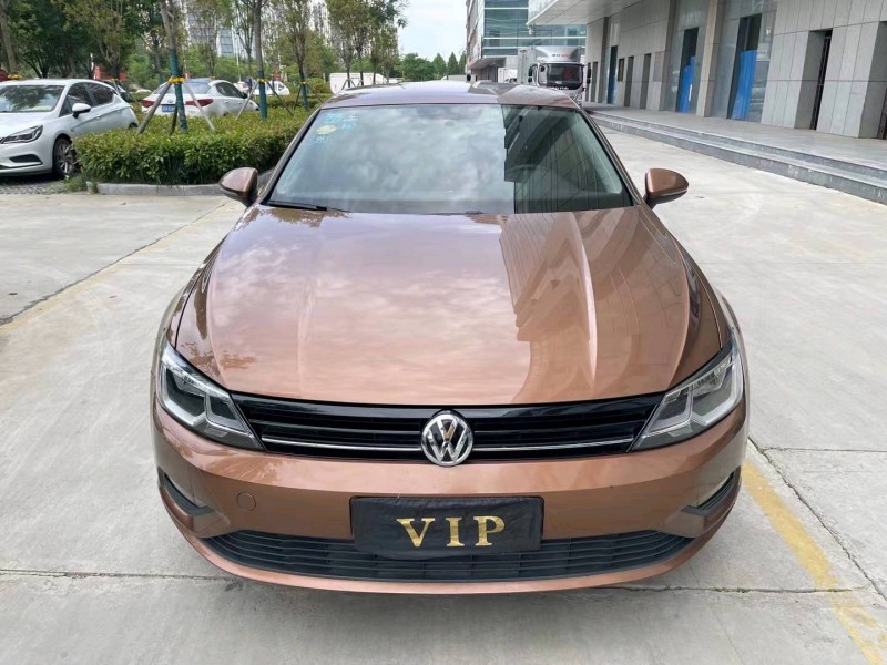 济宁15年大众凌渡1