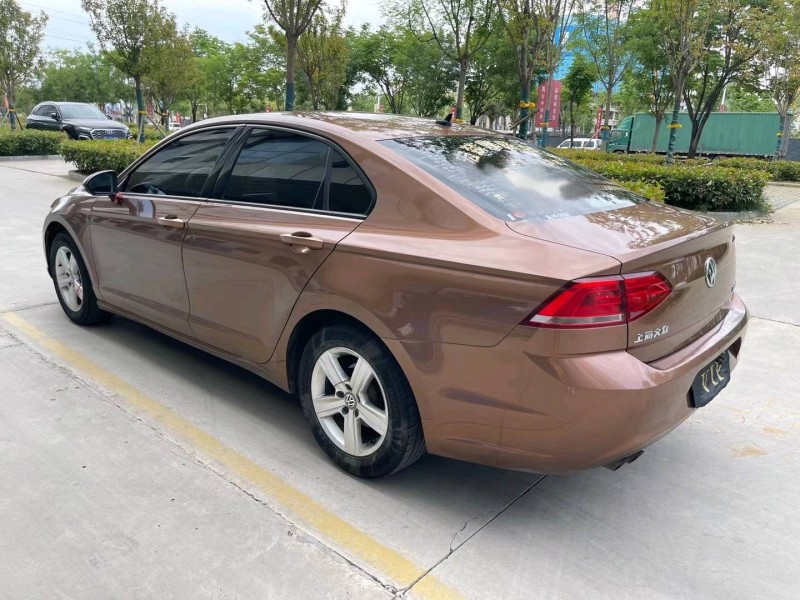 济宁15年大众凌渡7