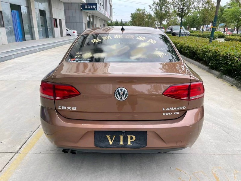 济宁15年大众凌渡9