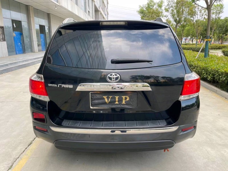 济宁13年丰田汉兰达9