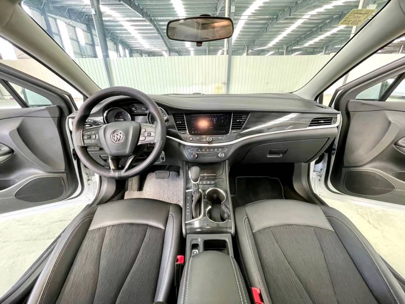 临沂21年别克威朗4