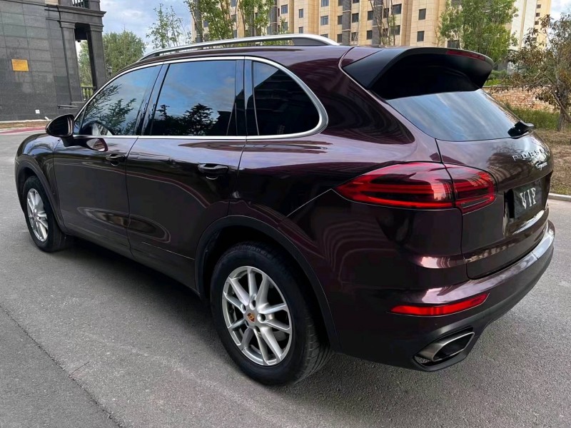 廊坊17年保时捷卡宴8