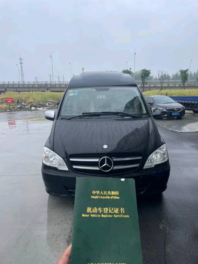 淮南15年奔驰威霆1