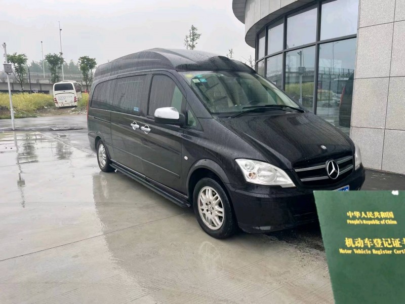 淮南15年奔驰威霆2