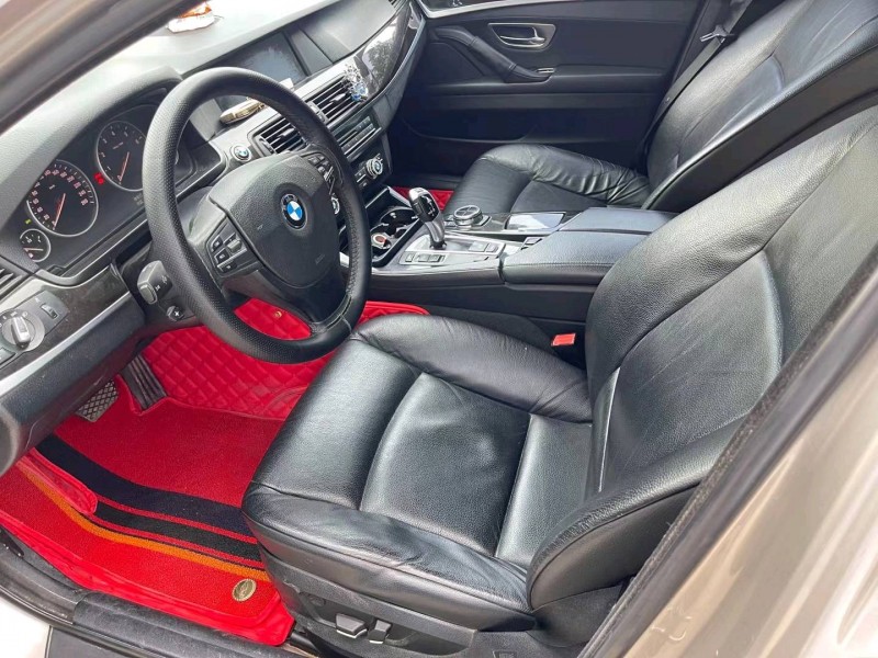 济宁13年宝马5系5