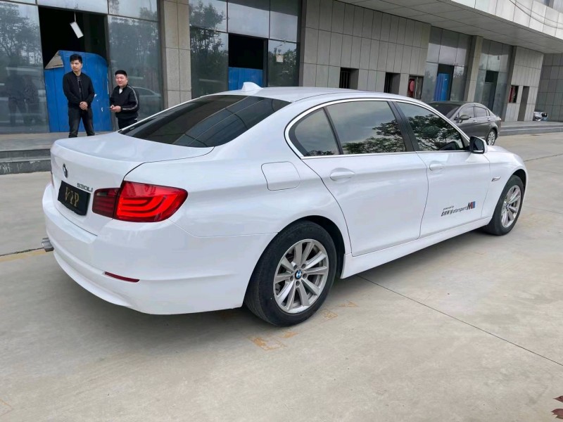 济宁13年宝马5系8
