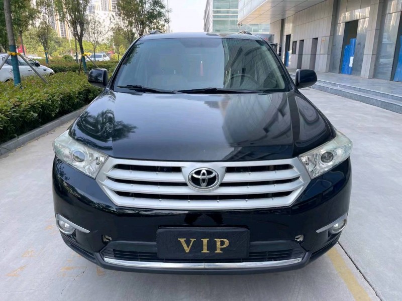 济宁14年丰田汉兰达1