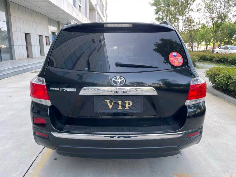 济宁14年丰田汉兰达9