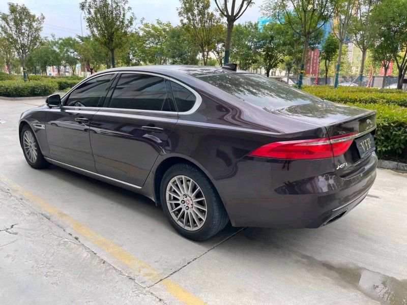 济宁17年捷豹XFL7