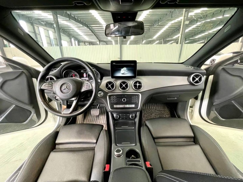 临沂18年奔驰CLA4