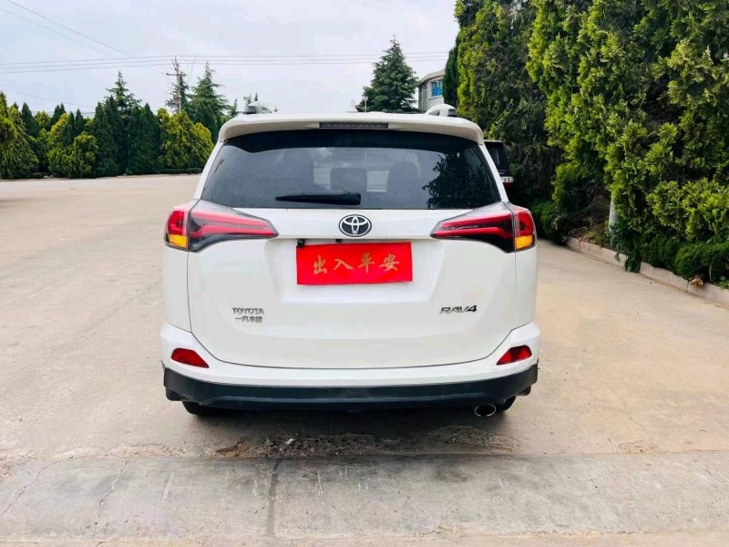 烟台18年丰田RAV48