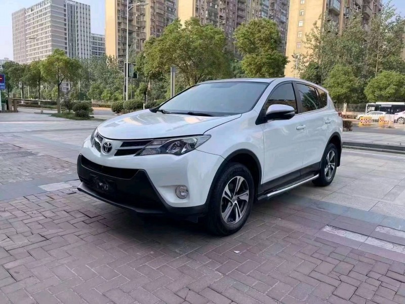 衡阳16年丰田RAV42